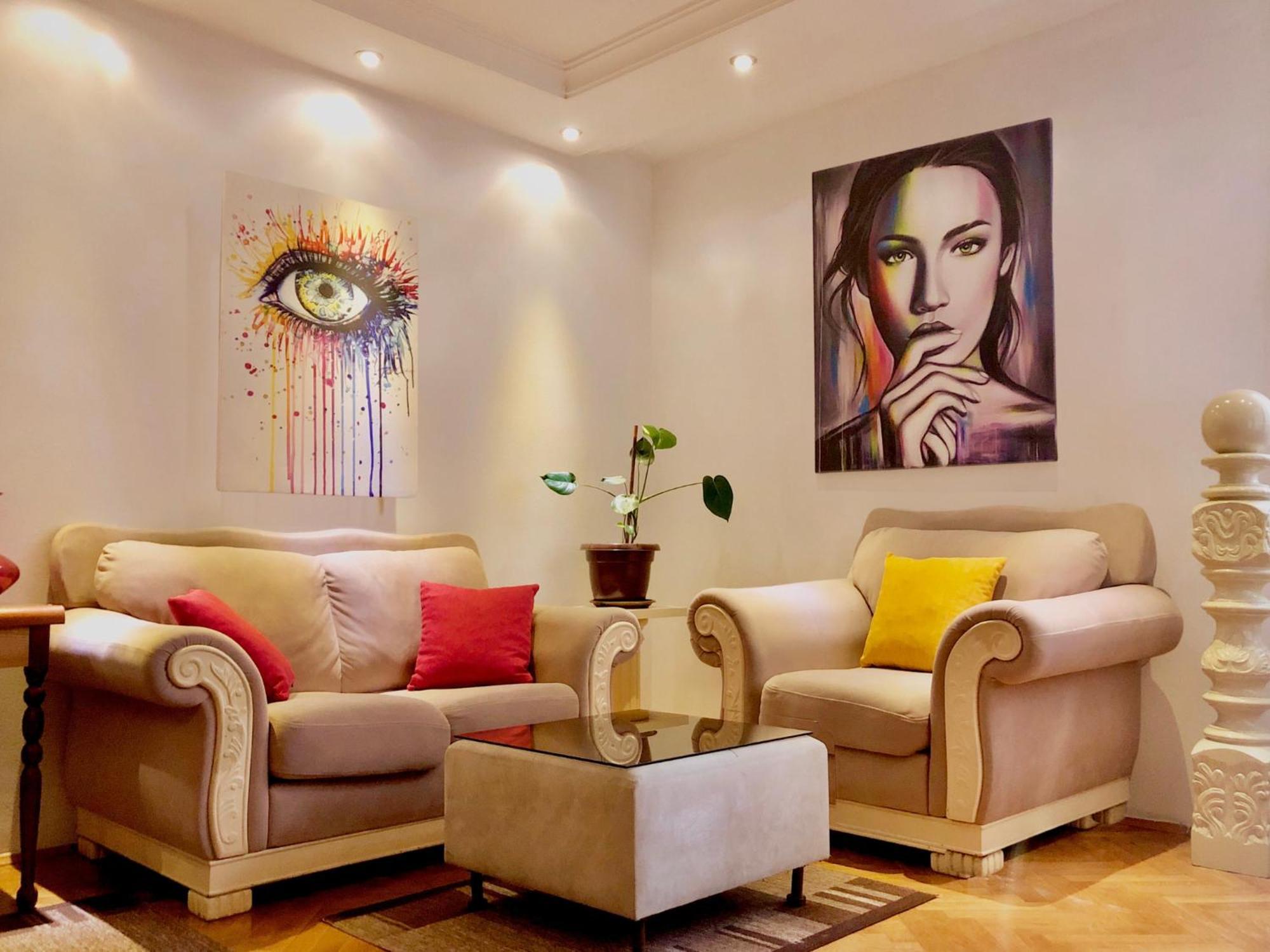 Urban Boutique Hotel Приштина Экстерьер фото